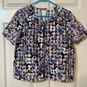 NWT Boxy Top Size Large